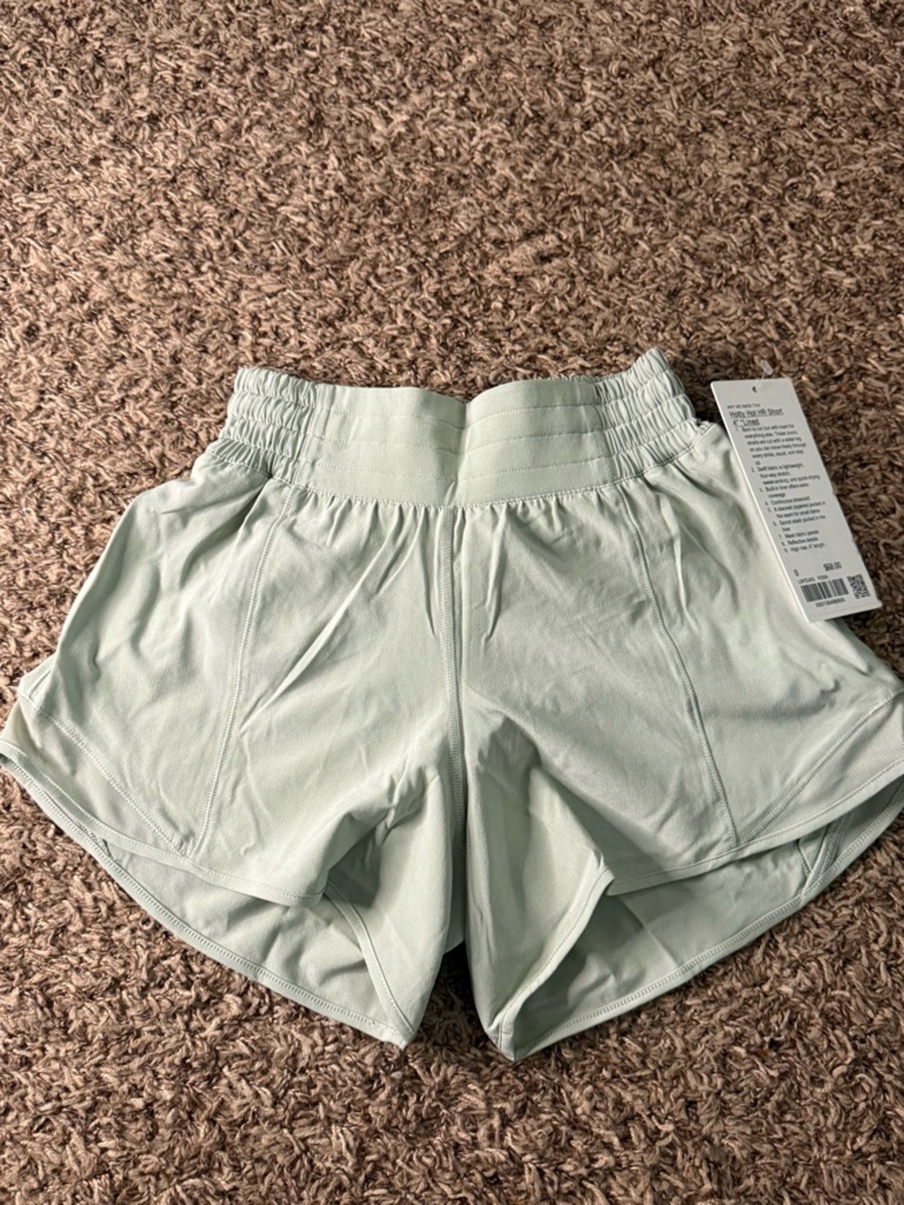 Lululemon Hotty Hot High Rise 4” Shorts Size 0 NWT FOGN Green
